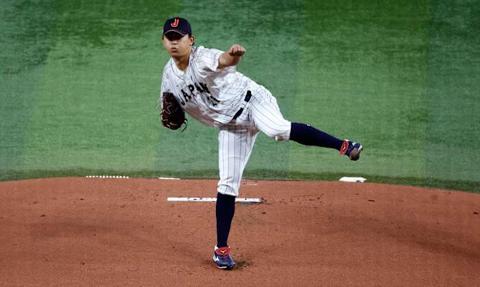 Japan starting pitcher Shota Imanaga pitches against the USA in the first inning at LoanDepot Park. (2023)